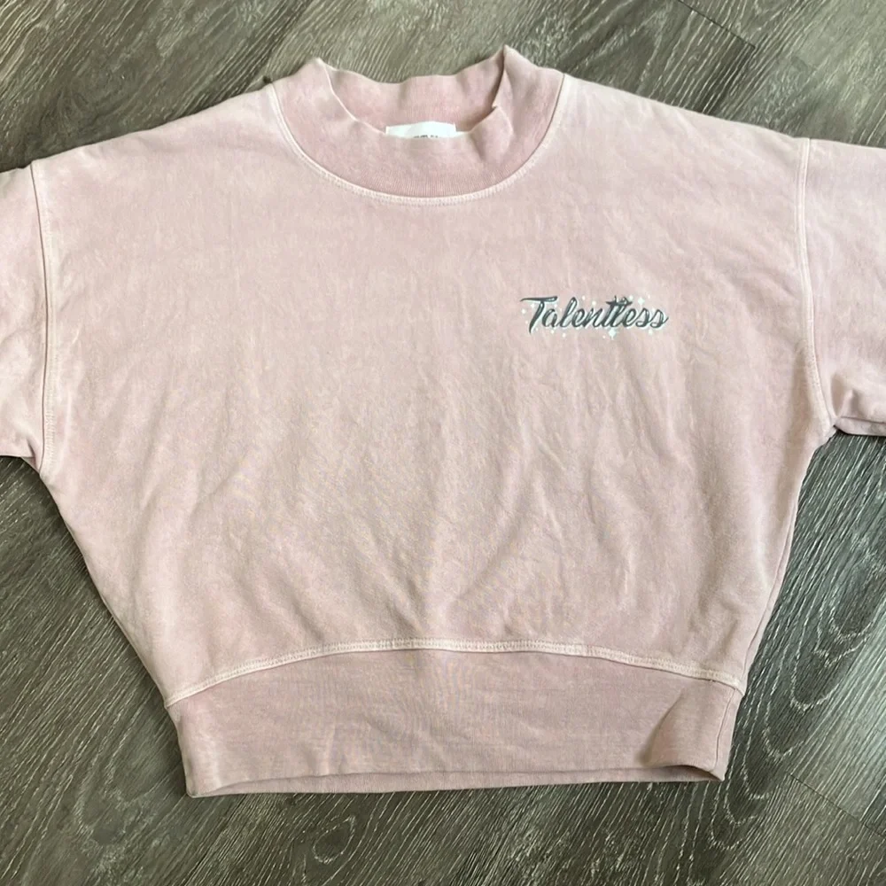 TALENTLESS - Picture 13 of 16